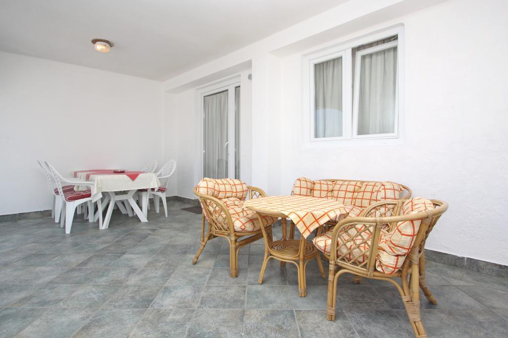 Apartments "I & I" Паг Стая снимка