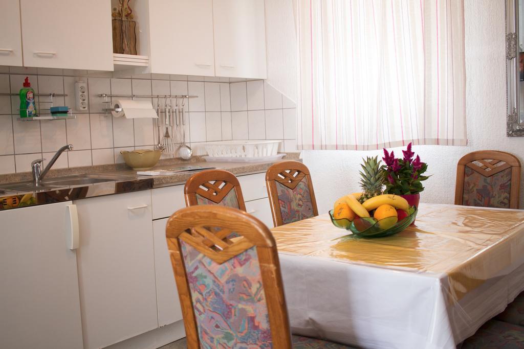 Apartments "I & I" Паг Екстериор снимка