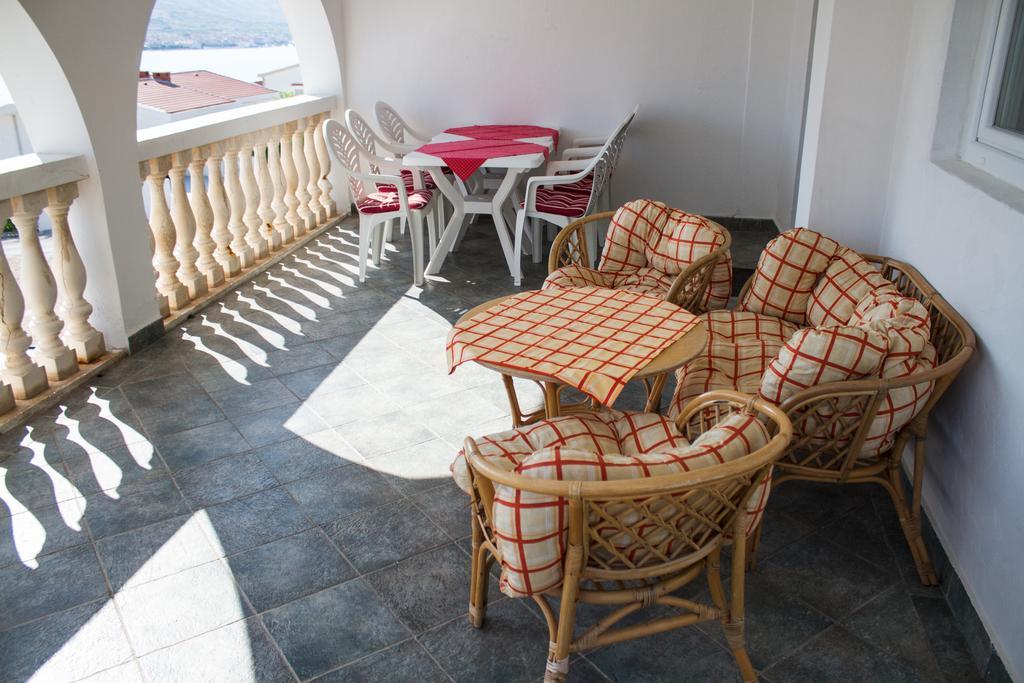 Apartments "I & I" Паг Екстериор снимка